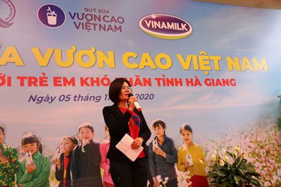 Bà Nguyễn Thị Hà, Phó Giám đốc Quỹ Bảo trợ Trẻ em tỉnh Hà Giang mong ước Quỹ sữa Vươn cao Việt Nam và Vinamilk luôn gắn bó và hỗ trợ trẻ em vùng cao Hà Giang.