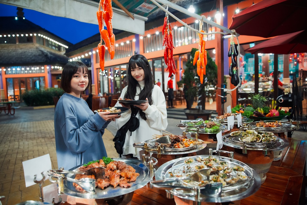Nhiều gian hàng ẩm thực đặc sắc tại Công viên Châu Á  - Asia Park tết này