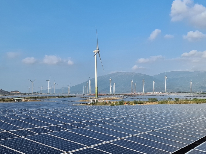 Các cơ sở của nhà máy điện gió Trung Nam