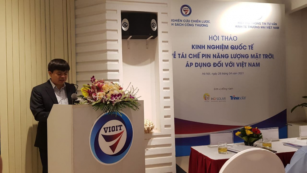 hoi thao 2