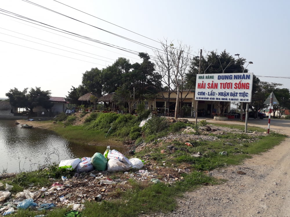 Địa điểm được cho là Doanh nghiệp Dung Nhàn xây dựng trái quy định trên  đất thuộc hành lang thoát lũ tại phường Hải Châu, Thị xã Nghi Sơn, tỉnh Thanh  Hóa.