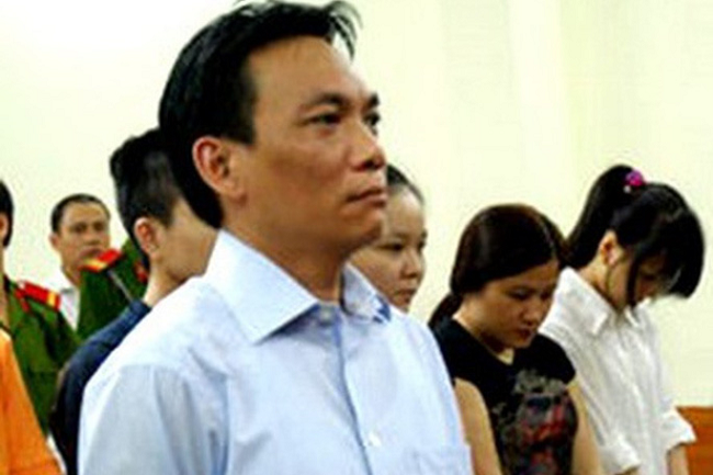 Ông Nguyễn Đại Dương tại phiên toà do TAND quận Hoàn Kiếm mở hơn 10 năm trước.