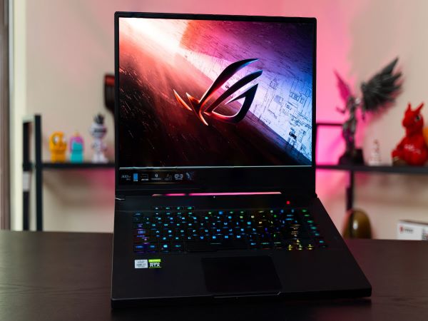 ASUS-ROG-Zephyrus-S15-0-scaled