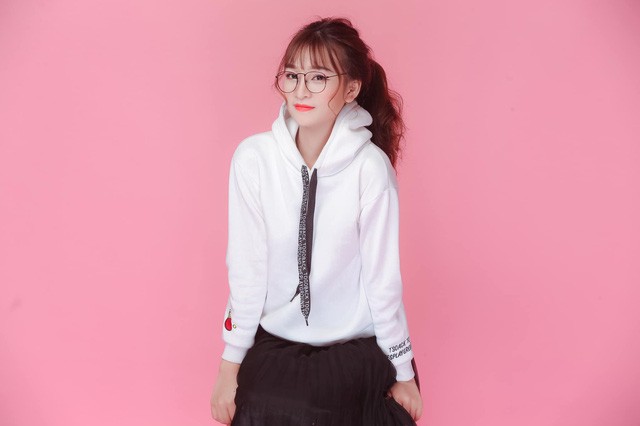 Nữ MC 'ngọt nước' nhất Liên Quân 'vỗ mặt' netizen, khẳng định một câu chắc nịch khi bị gọi là trap girl 5