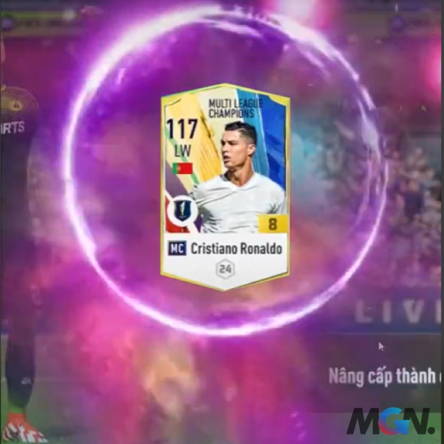  Ronaldo MC +8 FIFA Online 4