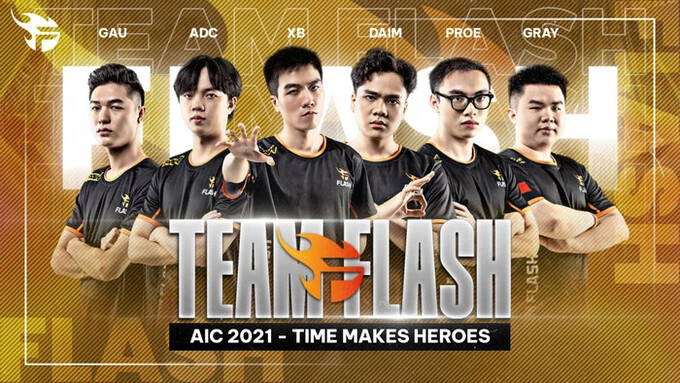 ProE vừa rời đi, Team Flash lại tiếp tục 