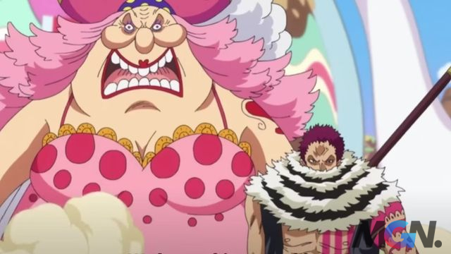 Ngoài băng hải tặc Tóc Đỏ, thì cả của hải tặc Big Mom cũng sẽ tham gia vào trận chiến trong One Piece: Red