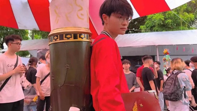 Cosplayer trẻ người Việt cosplay Faker (2)