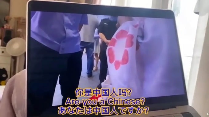 Đam mê Anime, cô gái mặc Kimono cosplay bất ngờ bị cảnh sát Trung Quốc bắt giữ 2