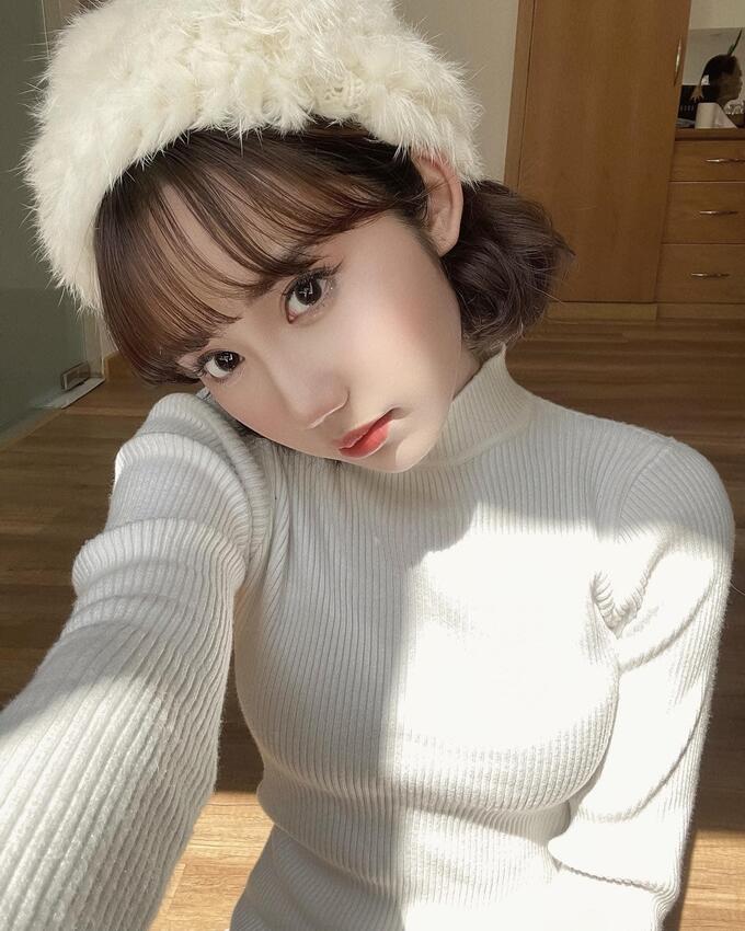 Mina Young khoe mặt mộc đẹp không tì vết: Bảo sao bị nhầm là người Hàn 4