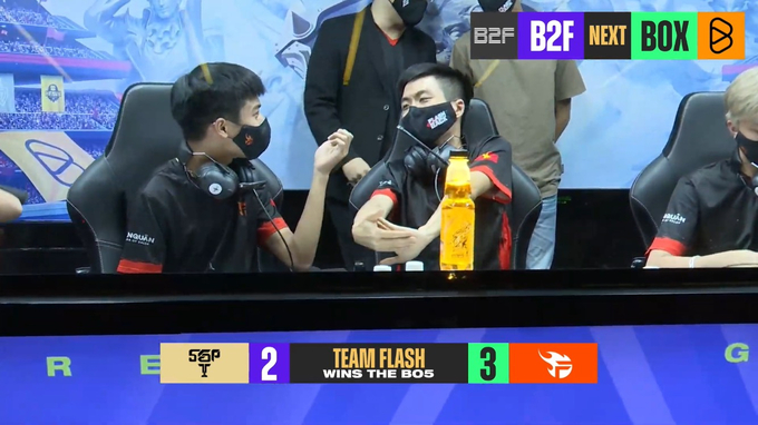 ĐTDV mùa Đông 2022: Team Flash thắng Saigon Phantom, Bóng ma Sài thành nhận “kết đắng” khi cà khịa đối thủ 9