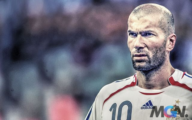FIFA Online 4: Top 3 huyền thoại có lương cao nhất game CR7, Zidane Gullit