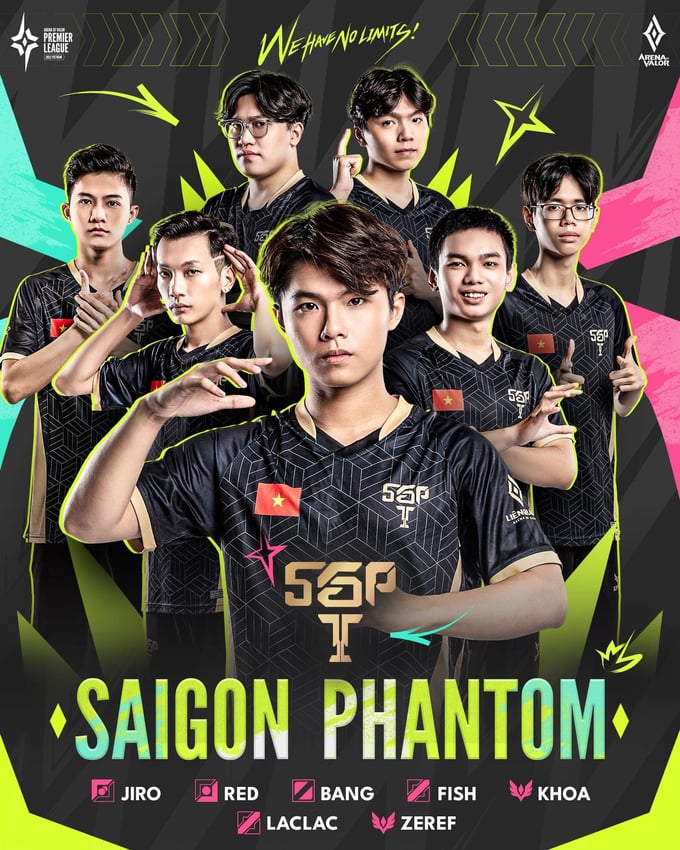 Saigon Phantom: Các thành viên đồng loạt quỳ lạy khi thấy 