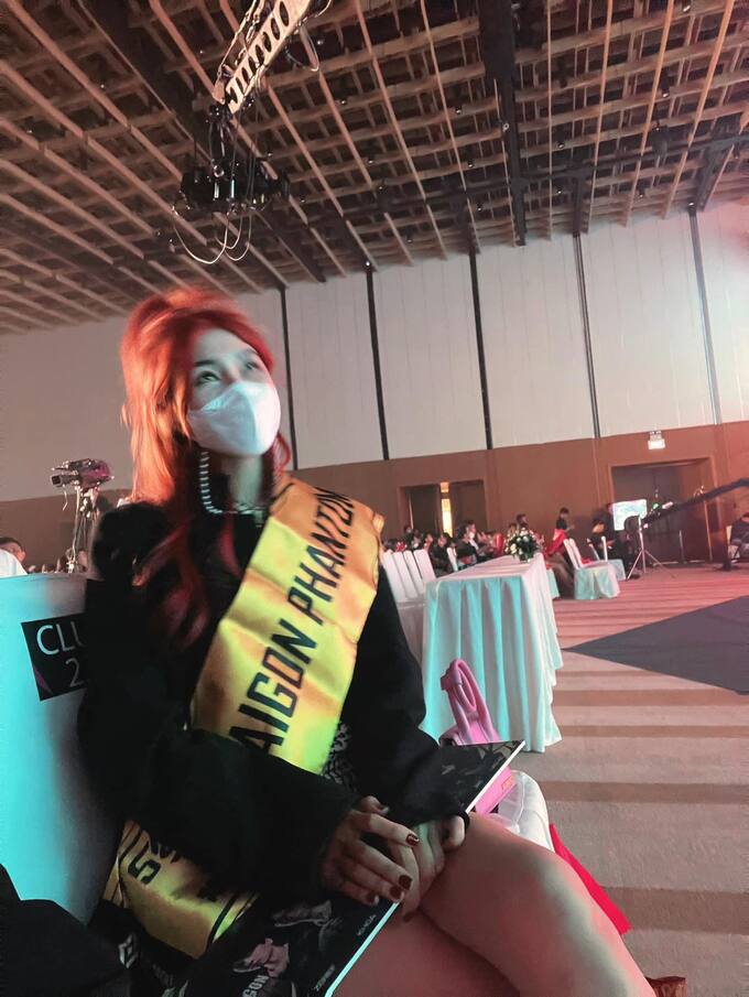 Bạn gái SGP Red được ví như 'bản sao Ngọc Trinh': Cổ vũ bạn trai tưởng đi thi Hoa hậu 3