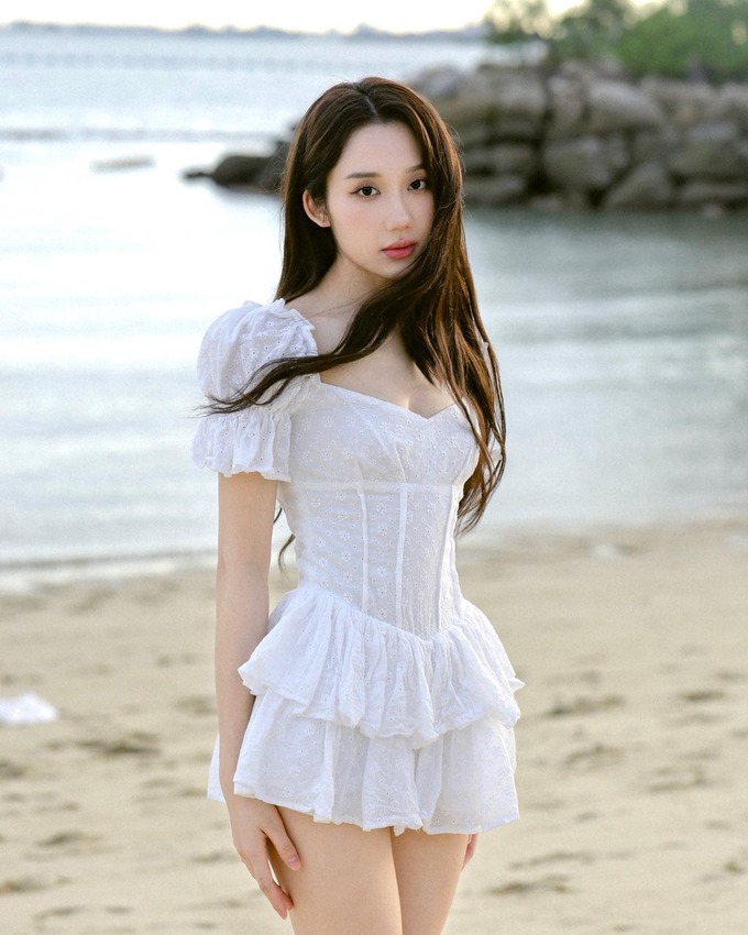 Mina Young bắt trend 'Bo xì bo' của Hoàng Thuỳ Linh: Đẹp bất chấp mọi khoảnh khắc 1