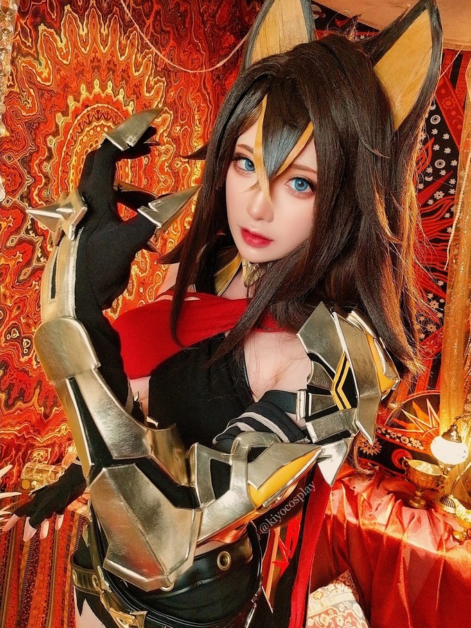 Đã mắt trước màn cosplay Dehya trong Genshin Impact