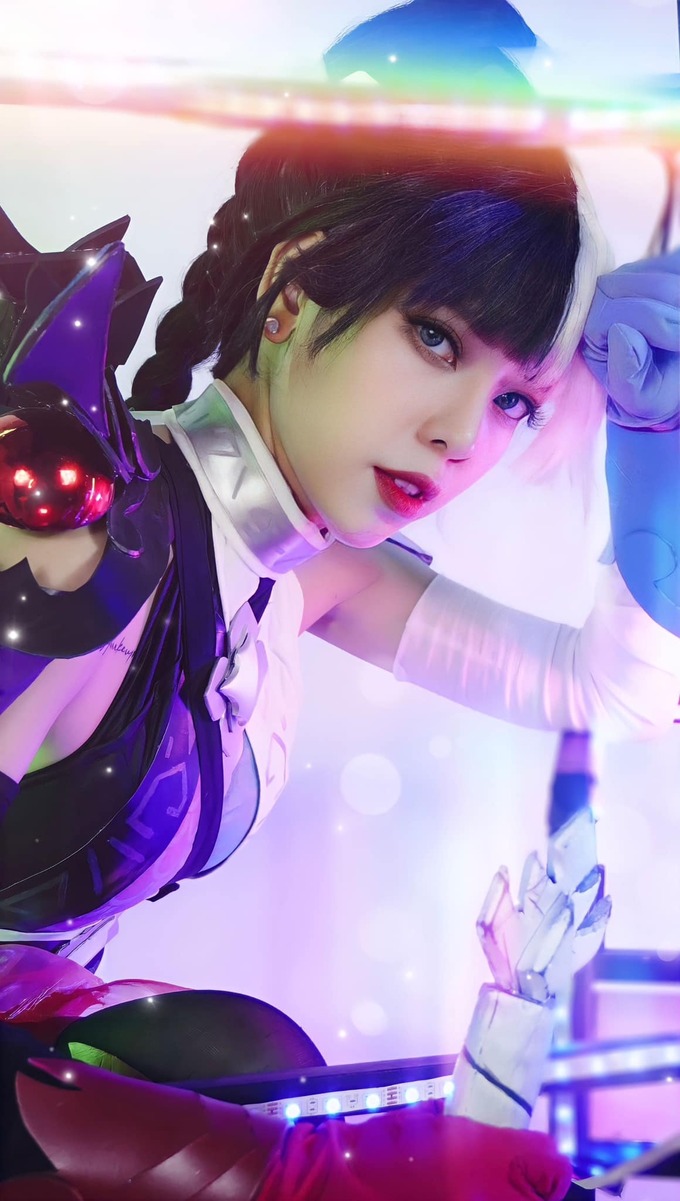 Màn cosplay Airi đầy ảo diệu khiến cộng đồng game thủ 