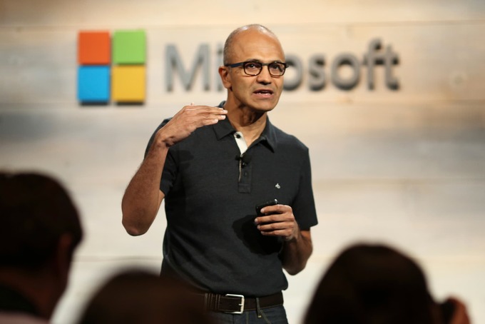 CEO Microsoft muốn loại bỏ các độc quyền trên máy chơi game 2