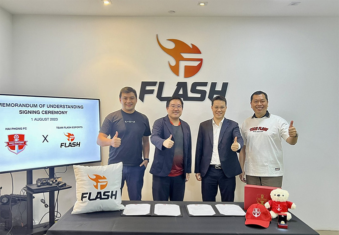 Team Flash hợp tác với Hải Phòng FC với những đại diện cam kết