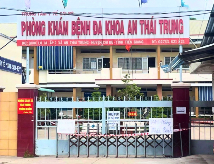 phong-kham-noi-benh-nhan-toi-kham-115218_106