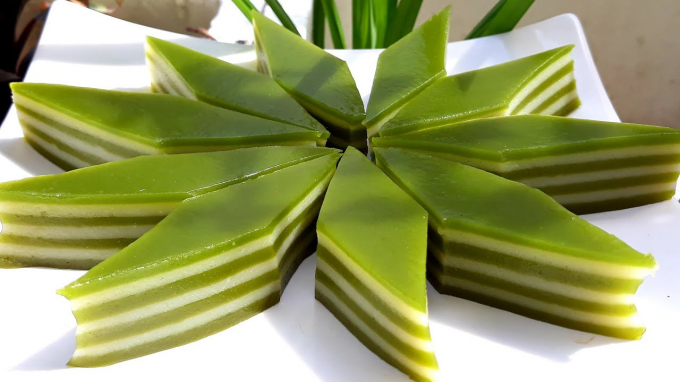 Bánh da lợn luôn có mặt và gắn bó với đời sống văn hóa của người dân miền Tây sông nước. Ảnh Mekong Delta Explorer