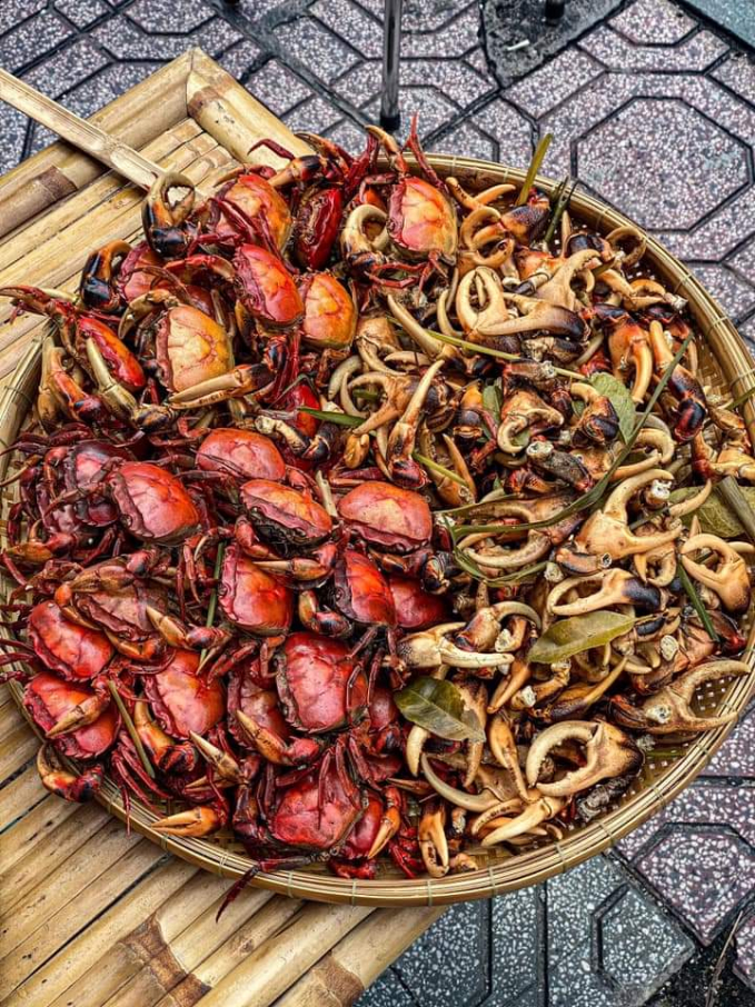 Món cua đồng luộc. Ảnh ST