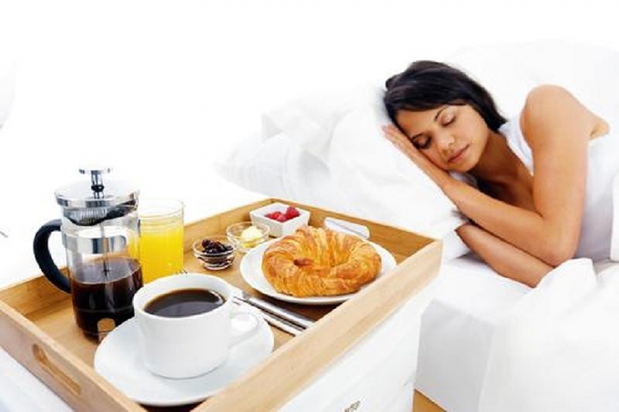 Theo các chuyên gia dinh dưỡng thì bữa sáng có thể coi là bữa ăn quan trọng nhất trong ngày. Thế nhưng, nhiều người lại thường xuyên bỏ bữa sáng vì quá bận rộn hoặc vì muốn giảm cân. Ảnh 24h