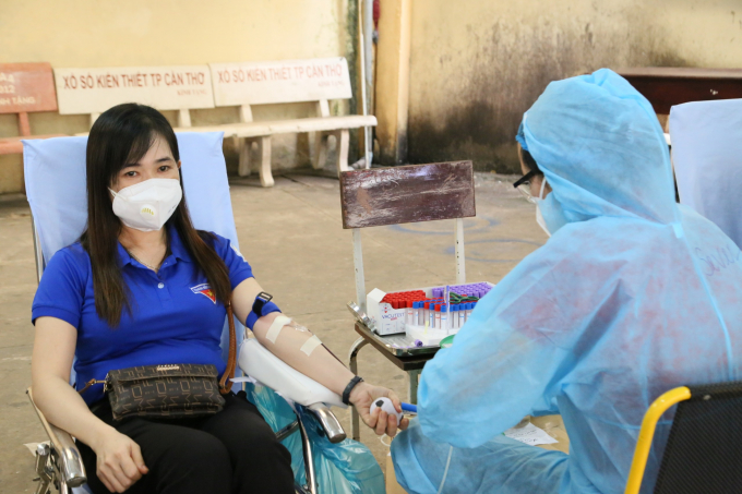 Cô Mạc Thị Kiều Trinh – Giáo viên Trường Tiểu học Ngô Quyền - quận Ninh Kiều đã có 27 lần tham gia hiến máu tình nguyện.