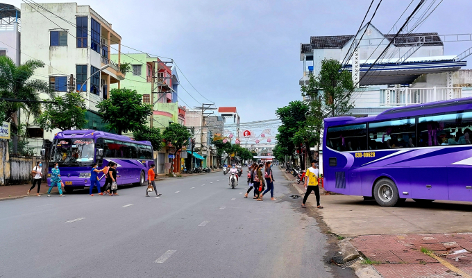 Người từ vùng dịch vào tỉnh Sóc Trăng nếu tiêm đủ liều vắc xin và có kết quả xét nghiệm RT-PCR âm tính không cần cách ly y tế.