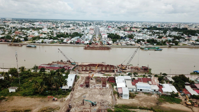 Ông Đồng Văn Thanh – Chủ tịch UBND tỉnh Hậu Giang đề xuất cần phải thành lập Tổ điều phối hợp tác liên kết vùng kể cả trong công tác phòng chống dịch lẫn phục hồi kinh tế.