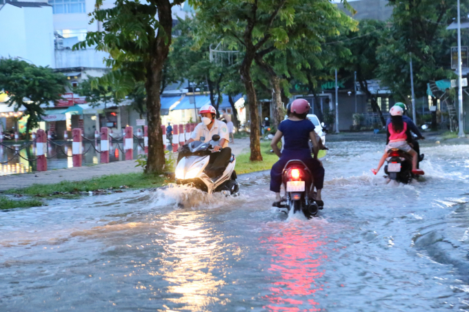 Nhiều khu vực trũng thấp và một số đường giao thông nội ô quận Ninh Kiều trung tâm TP. Cần Thơ có khả năng bị ngập sâu, ảnh hưởng sinh hoạt, giao thông, kinh doanh của người dân trên địa bàn.