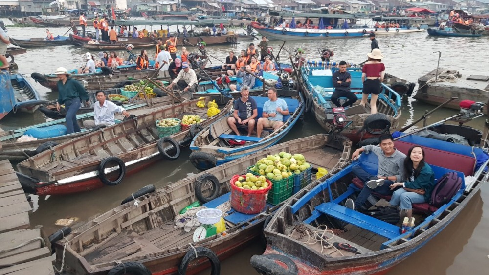 Di sản văn hóa phi vật thể Chợ nổi Cái Răng là một trong những điểm tham quan, du lịch nổi tiếng của miền Tây.