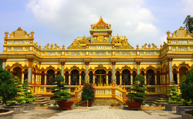 Chùa được xem là ngôi chùa lớn nhất tại tỉnh Tiền Giang. Ảnh: Tổng cục Du lịch.