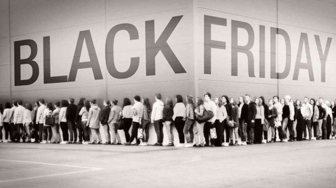 Black Friday hay 'Thứ sáu đen tối' là sự kiện mua sắm được chờ đợi nhất trong năm.
