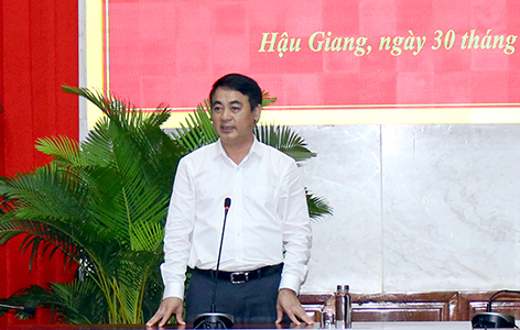 Ông Nghiêm Xuân Thành, Ủy viên Trung ương Đảng, Bí thư Tỉnh ủy, phát biểu tại buổi lễ.