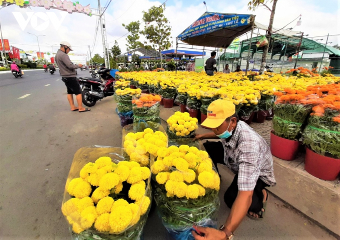 Để tập trung nguồn lực ứng phó hiệu quả với dịch COVID-19 đang diễn biến phức tạp trên địa bàn, Chủ tịch UBND tỉnh Cà Mau chỉ đạo các sở, ngành, đơn vị, địa phương không tổ chức các hoạt động họp mặt mừng Đảng, mừng Xuân, Chương trình nghệ thuật đón giao thừa tại Trung tâm thành phố Cà Mau và các huyện. Ảnh minh họa: VOV