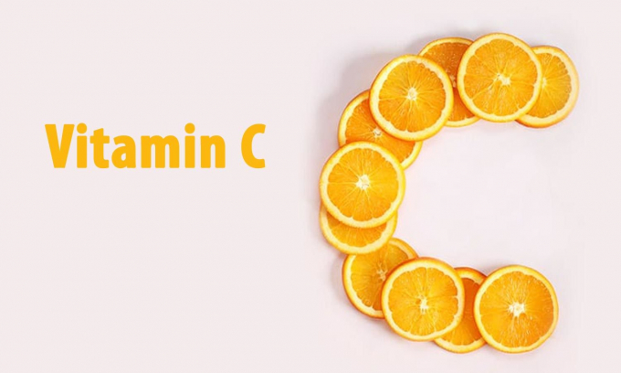 Theo các chuyên gia, những người có tiền sử về các vấn đề về thận không nên bổ sung vitamin C liều cao hoặc ăn quá nhiều trái cây giàu vitamin C. Ảnh: Internet.