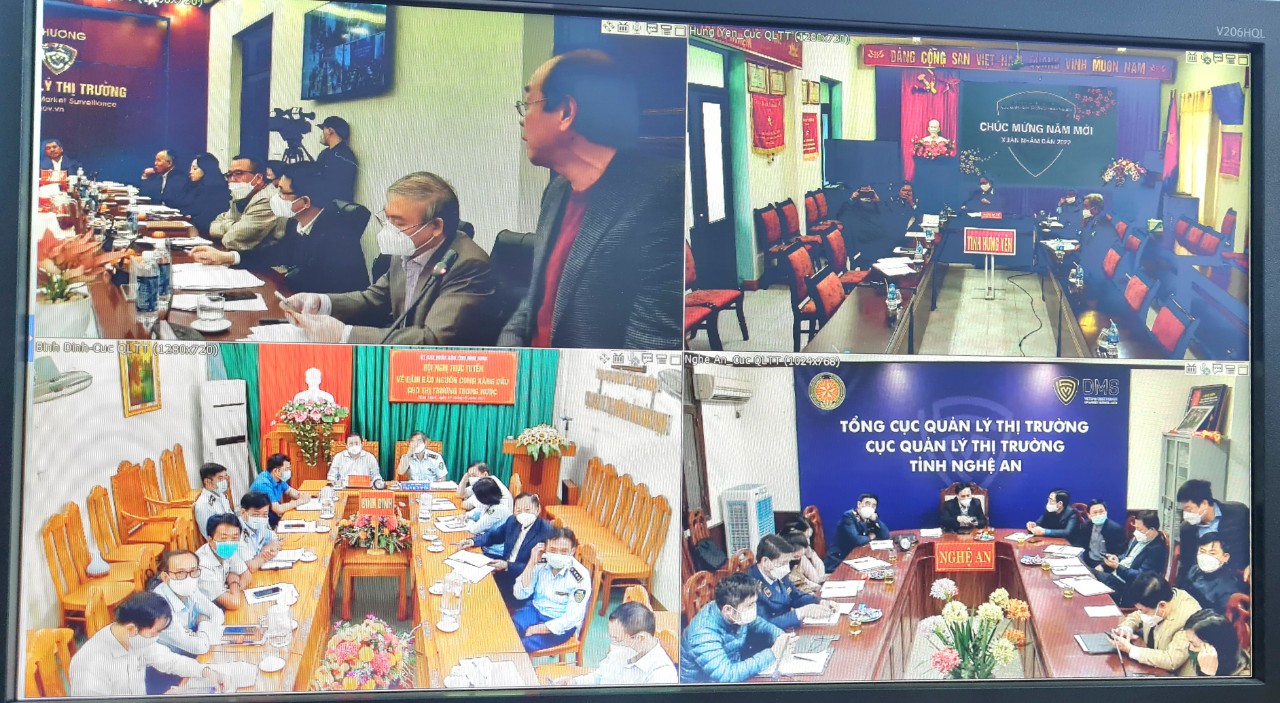 Buổi họp trực tuyến với Bộ trưởng Bộ Công Thương Nguyễn Hồng Diên và ý kiến của các nhà doanh nghiệp cung ứng xăng dầu.