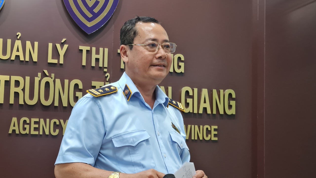 Ông Huỳnh Ngọc Hồ, Phó Cục trưởng Cục quản lý Thị Trường tỉnh An Giang.
