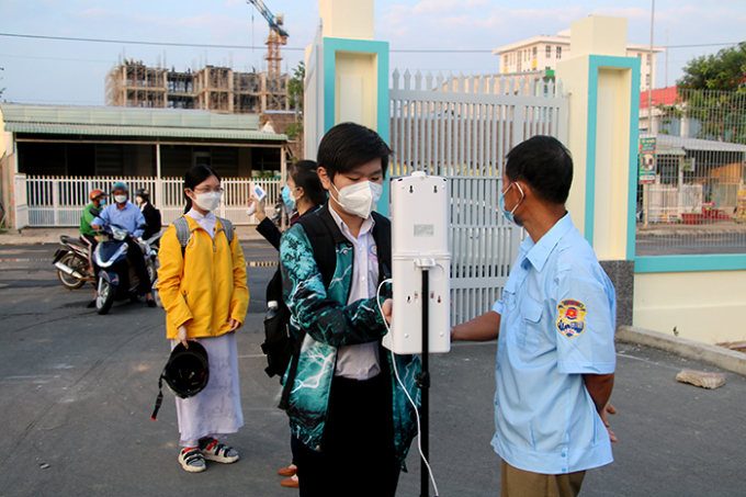 Tỷ lệ học sinh đến trường cao hơn nhiều so với kết quả khảo sát ý kiến cha mẹ học sinh. Ảnh dongthapgov.