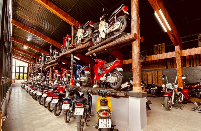 Khu du lịch sinh thái Mỹ Luông có khu trưng bày biển số xe máy đẹp. Ảnh: Facebook Khu du lịch Mỹ Luông.