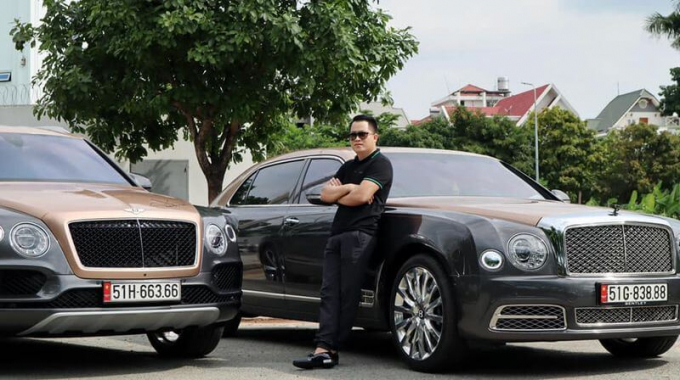 Bộ đôi xe sang Bentley Mulsanne, Bentley Bentayga V8