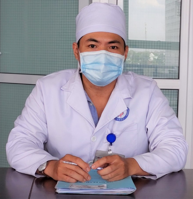 Bác sĩ Nguyễn Bình Phong.