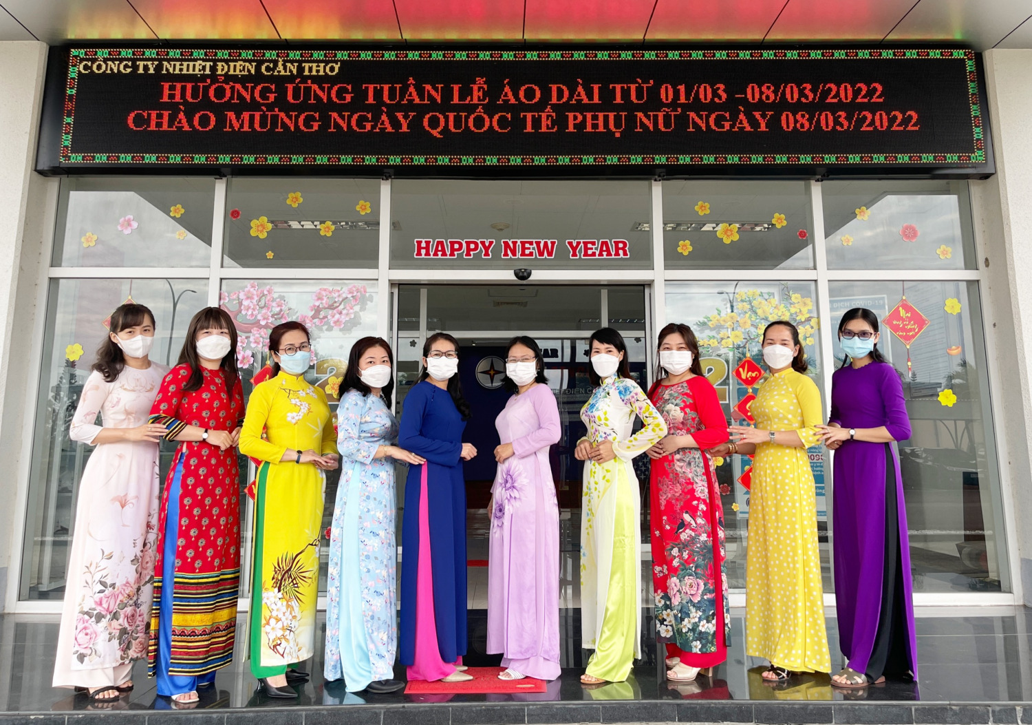 Công ty Nhiệt điện Cần Thơ tham gia hưởng ứng sự kiện “Tuần lễ Áo dài - Di sản Văn hóa Việt Nam” do Trung ương Hội Phụ nữ Việt Nam tổ chức.