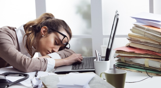 Một trong những nguyên nhân gây cảm giác đói bụng liên tục chính là stress. Ảnh: Internet.