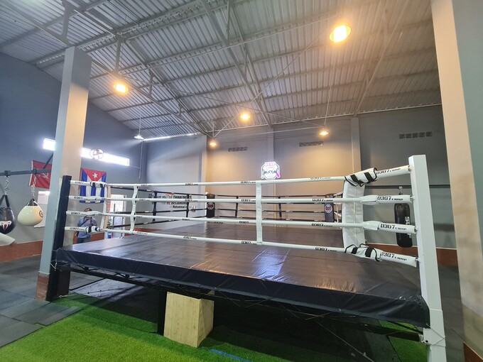 Khu vực tập luyện Boxing tại Trung tâm được trang bị hiện đại. Ngoài Võ thuật Jujitsu Trung tâm còn nhận dạy các môn võ thuật khác là Boxing và MMA.