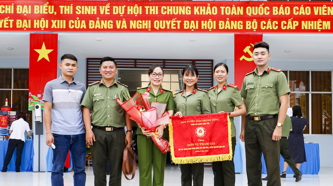 Đoàn Đảng bộ Thành phố Cần Thơ tại Hội thi.