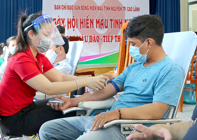 Đồng Tháp hưởng ứng ngày “Toàn dân hiến máu tình nguyện”. Ảnh dongthapgov.
