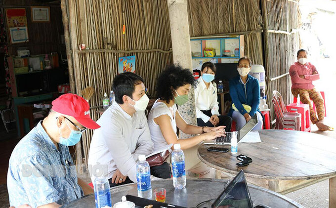 Khảo sát đời sống người dân ở xã Thạnh Phong, huyện Thạnh Phú.
