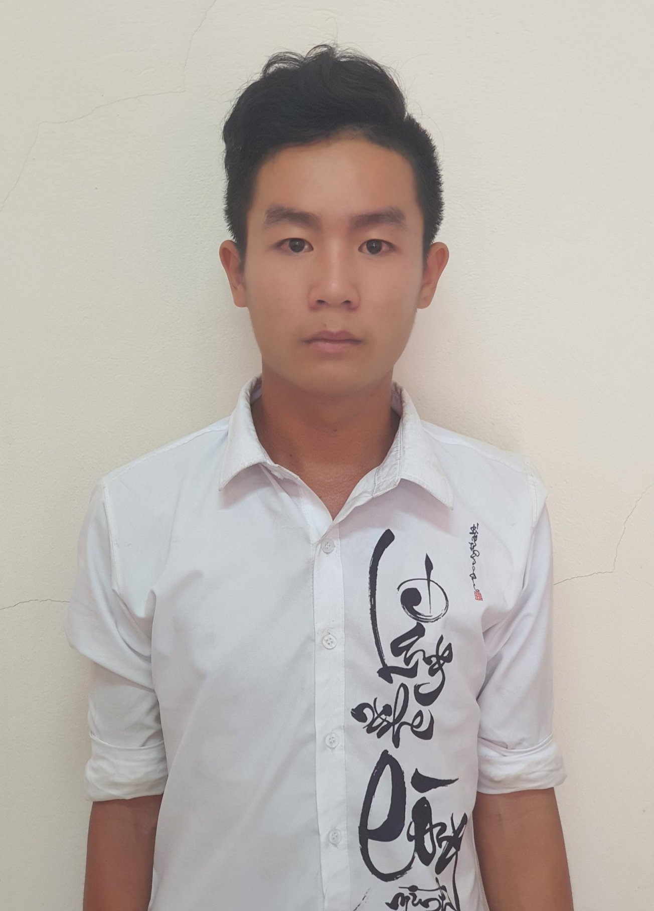 Đối tượng, Trần Hoài Bảo (22 tuổi, ngụ ấp Bào Bèo, xã Hiệp Mỹ Tây, huyện Cầu Ngang) bị khởi tố hình sự, do có hành vi giao cấu với người từ đủ 13 tuổi đến dưới 16 tuổi.
